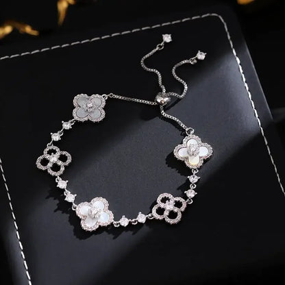 Sakura Cleef Bracelet